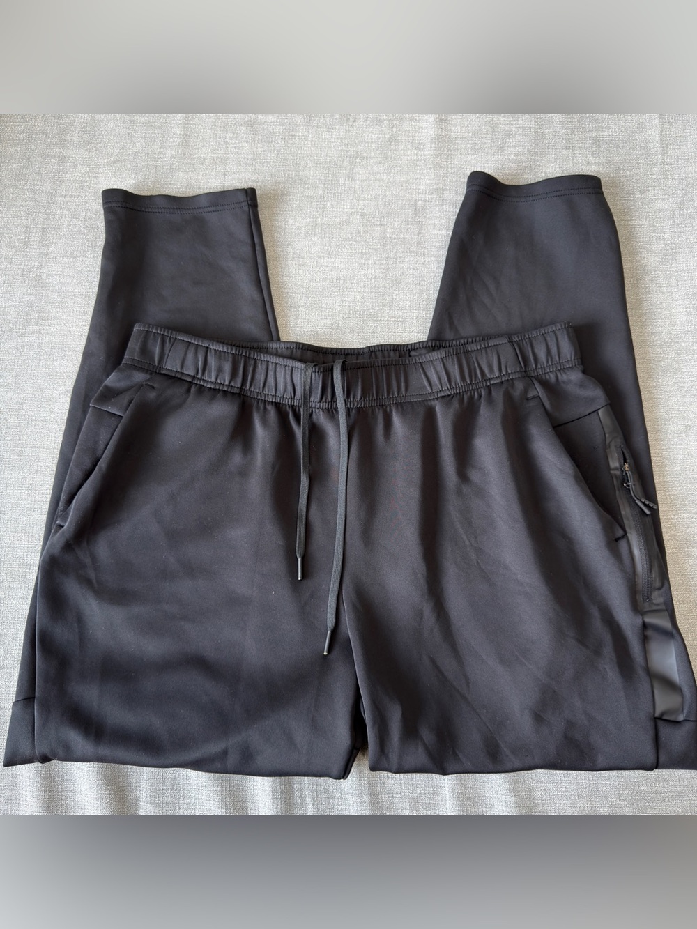 Source Unknown Black Drawstring Track Pants with Zip Pocket